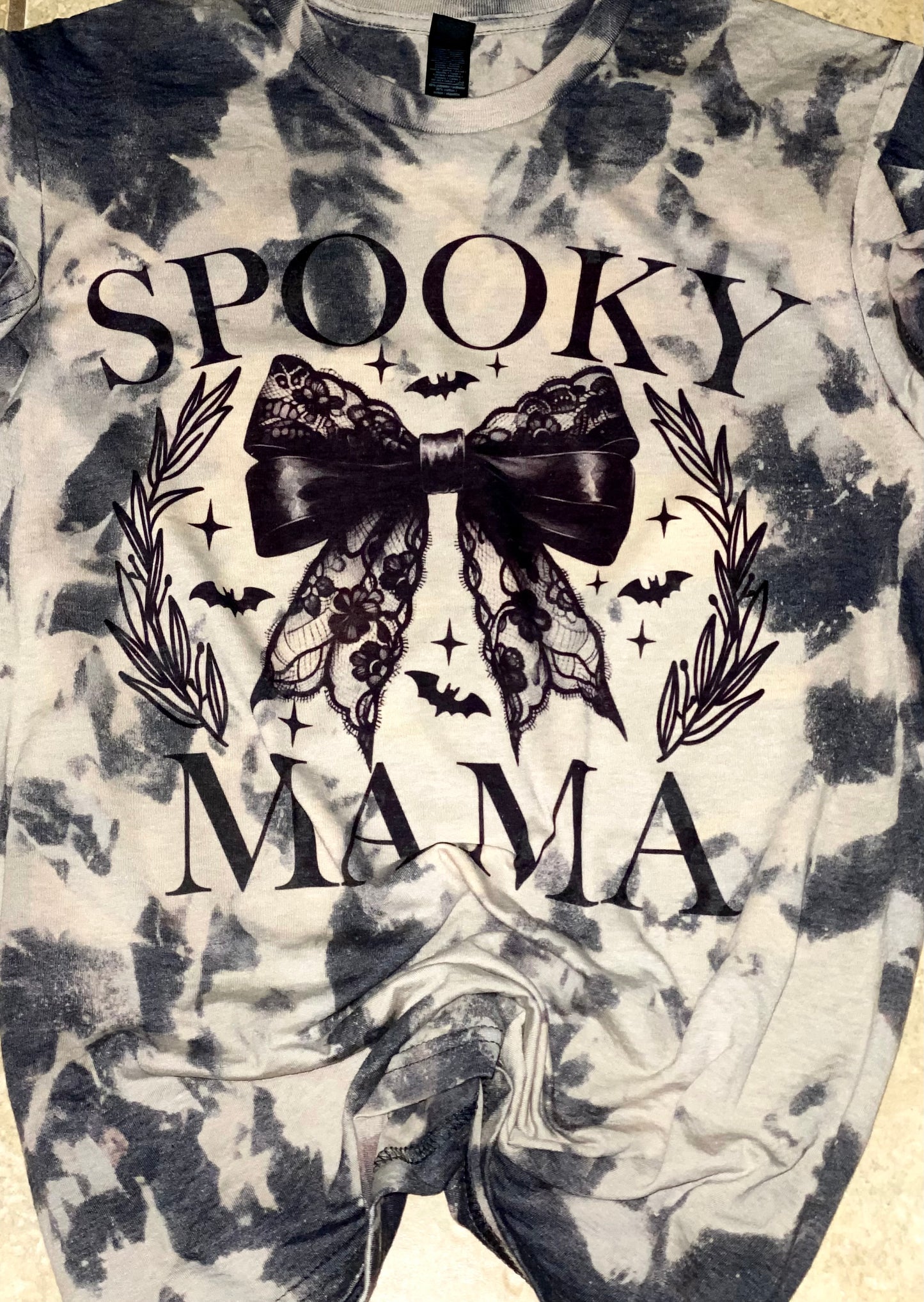 Spooky Mama Bleached Tshirt